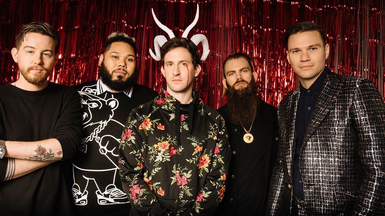 Dance Gavin Dance: Musikvideo zu „One In A Million“