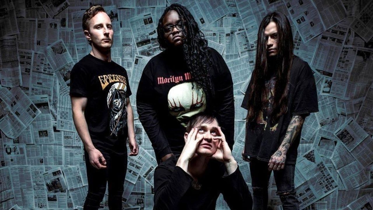 Tetrarch unterschreiben bei Napalm Records