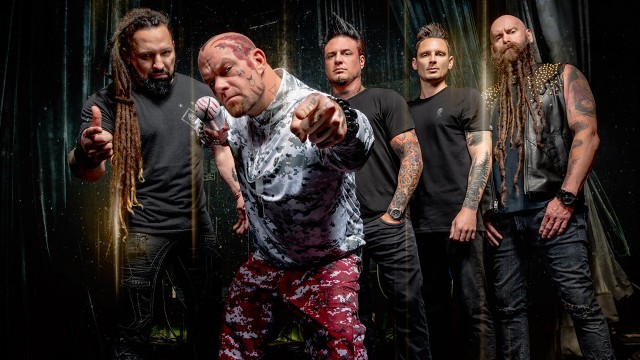 Five Finger Death Punch: Video zu „Darkness Sett